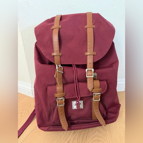 Herschel Supply Co Little America Backpack Windsor Wine Red Laptop - Picture 2 of 9